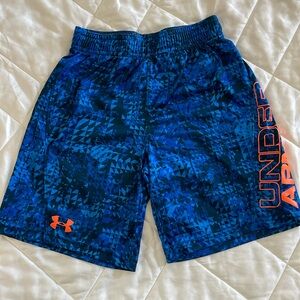 Boys Under Armour size 7 athletic shorts